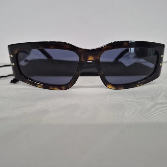 DIOR Womens Sunglasses, Dior Signature S9U, Tortoise Shell Sunglasses, Authentic - Picture 8 of 8